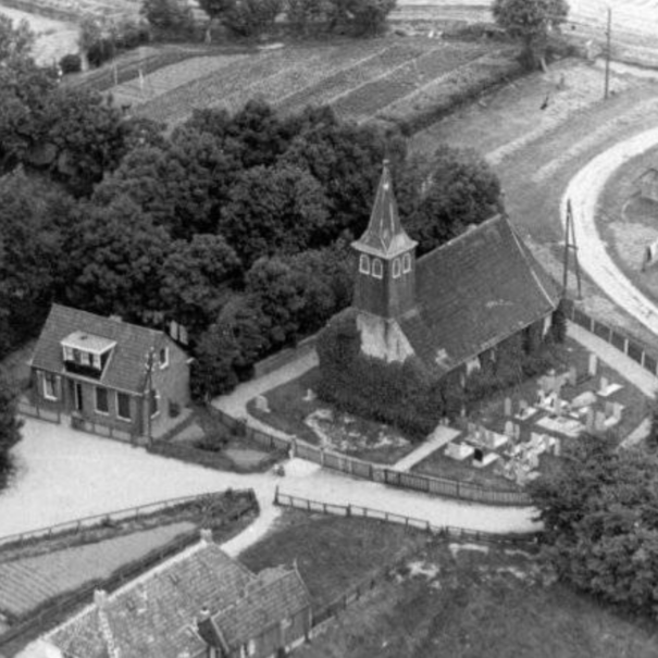 Kerkje en Nynke's Pleats, Piaam ca. 1950